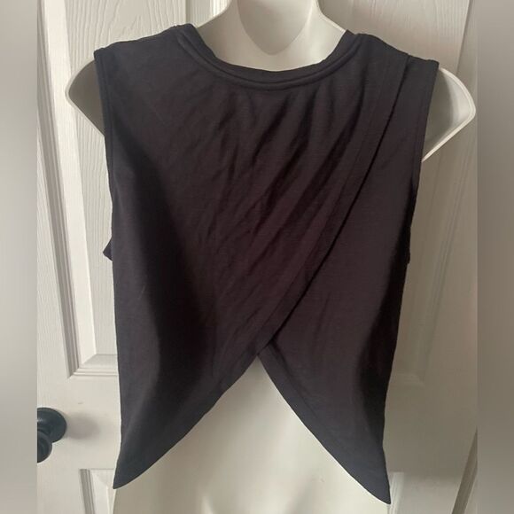 Te Verde charcoal Muscle Tee with open back size medium women’s - Picture 3 of 5
